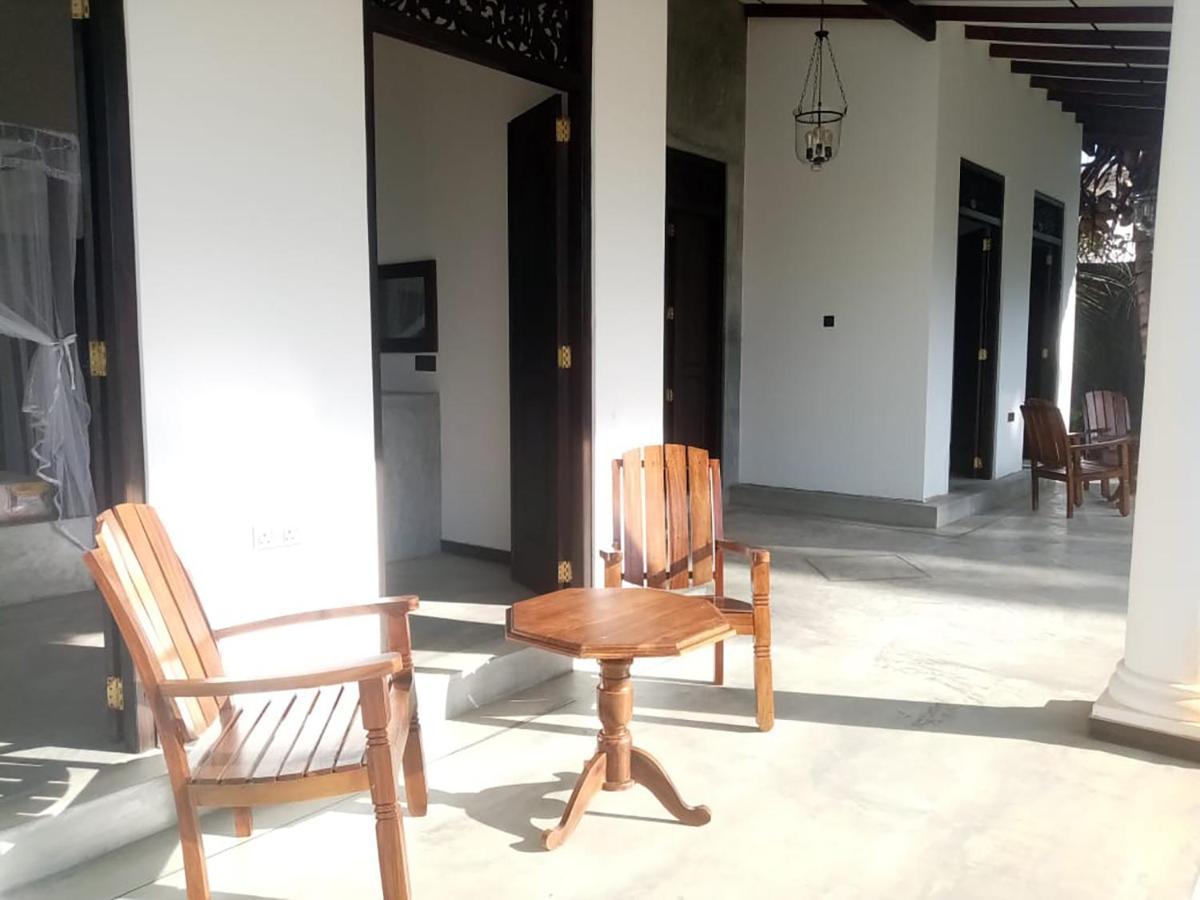 Villa Conch By Om Hikkaduwa Exterior photo